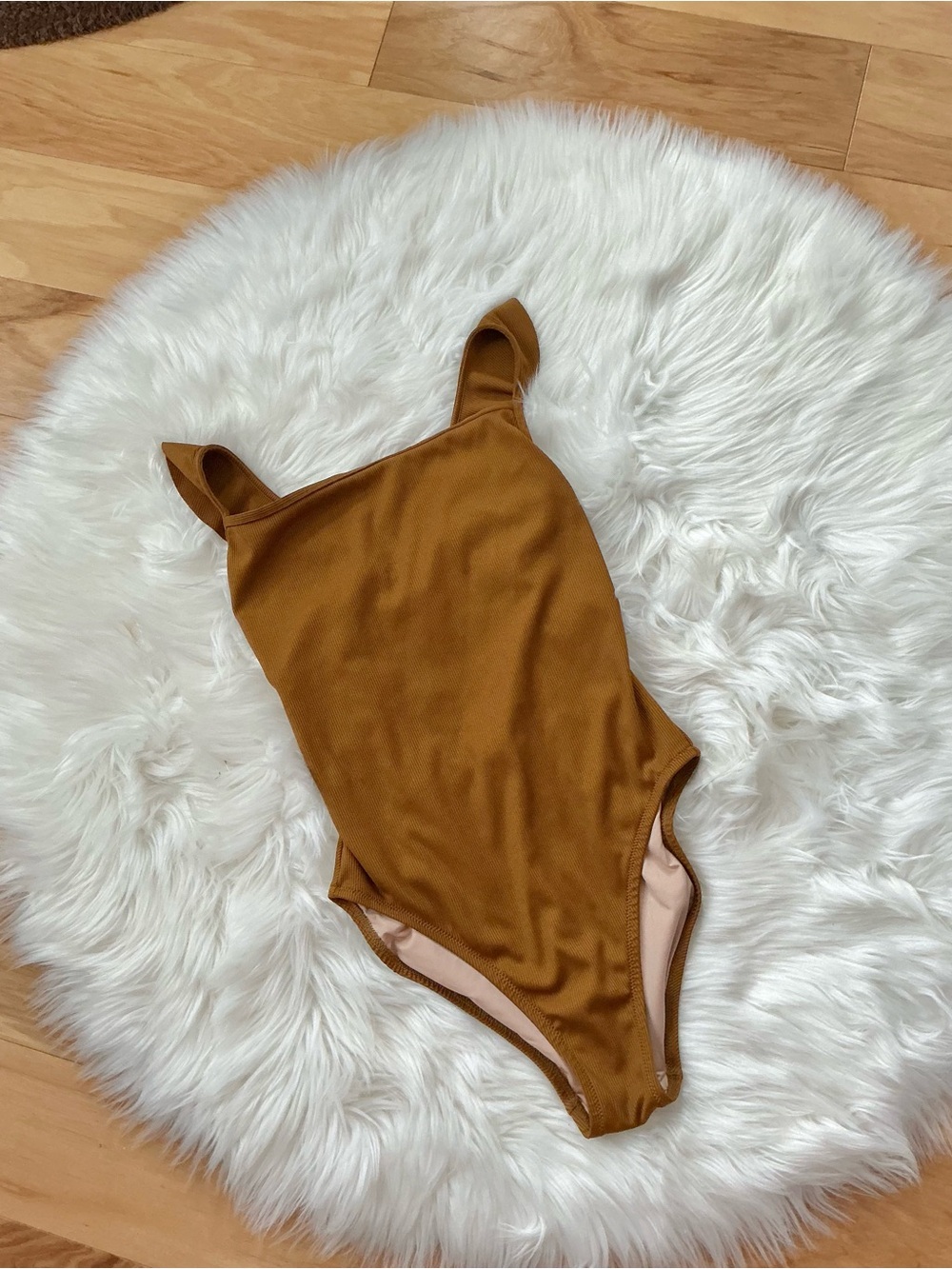 Madewell Women's One-Piece Ribbed Ruffle Straps Swimsuit in Caramel Size Small